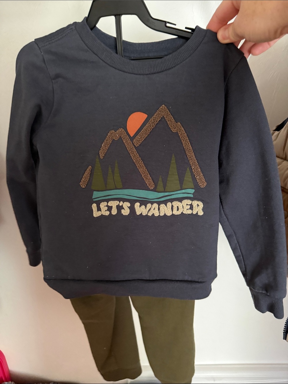 Aspen Kids Crewneck Sweatshirt in Deep Navy and Green pants